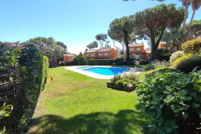 Image de Maison parfaite à Palamós : Spacieuse et lumineuse au bord de la mer 🌿🏖️