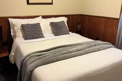 Pulaski Hideaway – Near Salmon River, Pet Friendly