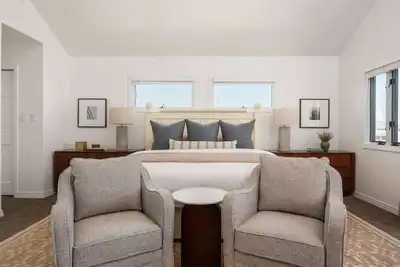 2Min Walk to Beach - Pool, Hot Tub, Ocean Views