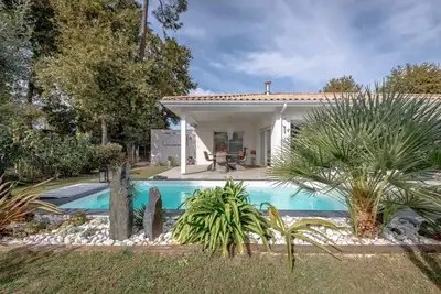 Image de Villa Madeleine - Piscine et Jacuzzi