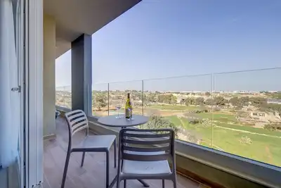 Village Vibes Modern 2br Apartment w/Views