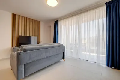 Seaside Serenity: Modern 2br in St. Paul’s Bay