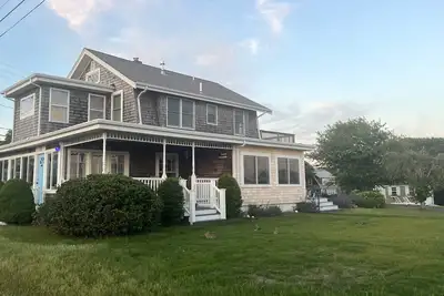 Image de A vacation steps from the beaches of Lewis Bay