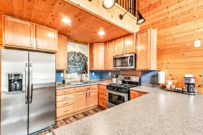 Image de Alaska Adventure Chalet-King Beds & Fiber Internet