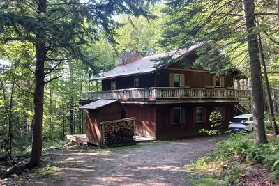 Image de Charming Lake Raponda area  4-bedroom chalet. Only 20 minutes from Mount Snow.