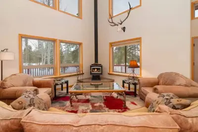 Image de Secluded 3-bedroom home in Grand Lake, just minutes from Rmnp