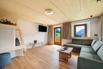 Image de Appartement \"Schlossbauer Große\" avec vue sur les montagnes, terrasse partagée et Wi-Fi