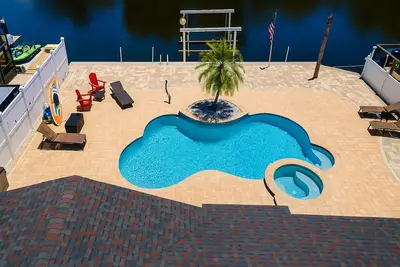 Image de Tampa Retreat: Bbq, Pool/Spa, Canal