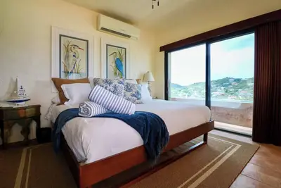 Image de Penthouse luxury with ocean views | Resort pools