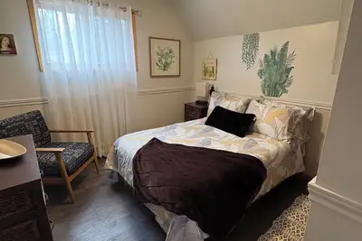 Image de A-Frame Retreat in Beautiful Rossport. Minutes to Lake Superior and Hiking.