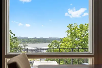 Image de Cozy Waterfront w/ Marina + Pet-Friendly