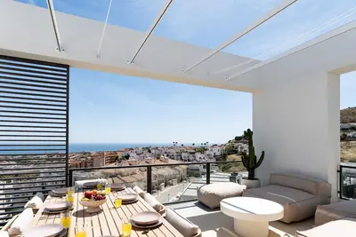 Image de Villa de Luxe 3 Chambres à Mijas – Vue Mer, Piscine et Jacuzzi Ref063