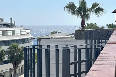 Image de Big terrace and bbq apartment