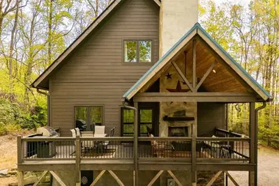 Image de Little Bear Lodge Near Dupont State Forest