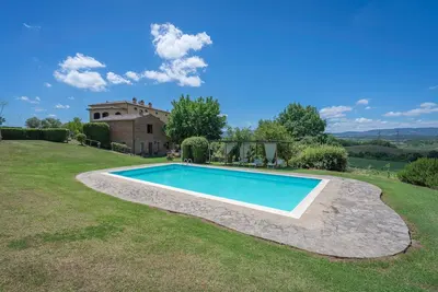 Image de Maison de vacances privée avec piscine privée, Wifi, Tv, patio, parking, près de Montepulciano