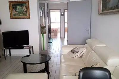 Image de Superbe appartement T3 Vue Mer, terrasse avec Parking Privé 6arax17