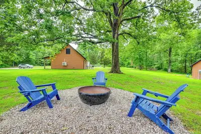 Image de Near Mammoth Cave: Family-Friendly Cabin w/ Patio!