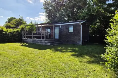 Image de Mobil-Home Limousin Confort 30m² Vue lac (3ch-6pers)+terrasse couverte+Tv 6 personnes