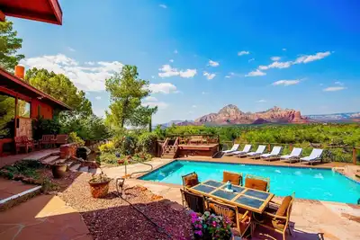 Image de Views! Spa Retreat 4-6 bedroom estate in gorgeous Sedona with WiFi, Ac