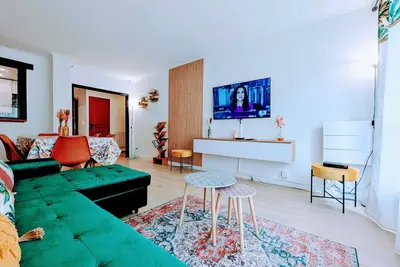 Image de Appartement chic et spacieux avec balcon