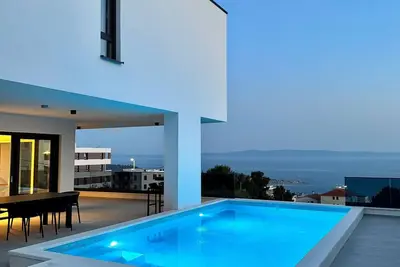 Image de New Villa Ina with Pool, sea view