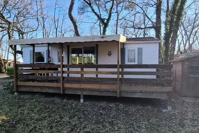 Image de 24 Résidence Noisette 32m2 Terrasse Couverte + télevision + Lave vaisselle + climatisation 6 personnes