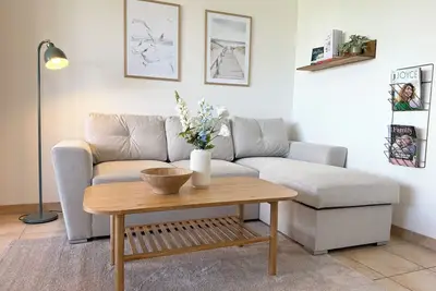 Image de Welcome to Haus am Waldbad FeWo 2 - your vacation at the North Sea!