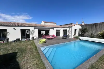 Image de A 5 minutes du pont de l'Ile de Ré! Maison familiale calme et lumineuse