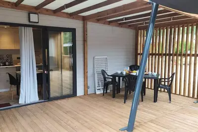 Image de Chalet Badiane Premium + 35m2 (2x - 4/6 pers) + Terrasse 19m2 + Lv + Tv + 2sdb + Clim 6 persons