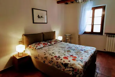 Image de Appartement historique du XIVe siècle au centre de Montaione, charme toscan.