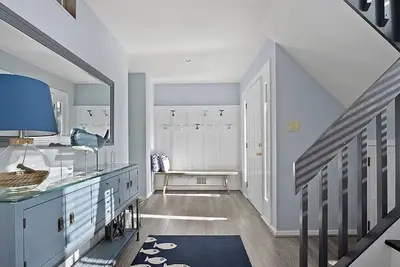 Image de Large 6 bedroom, 7. 5 bath house in Avalon, Nj-Pool  & Ocean Views- 3rd from beach