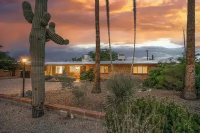 Image de Mountain Views | Rainwater Garden | Dog Friendly | Central Location