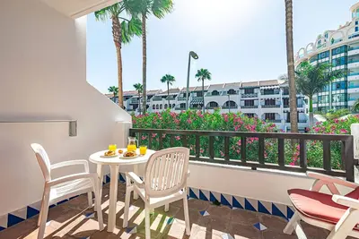 Image de Las Americas - Studio on the Golden Mile - Ace de Casas