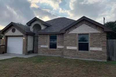 Image de 3-bedroom house in Edinburg with Wi-Fi & Cable. Enjoy your stay!