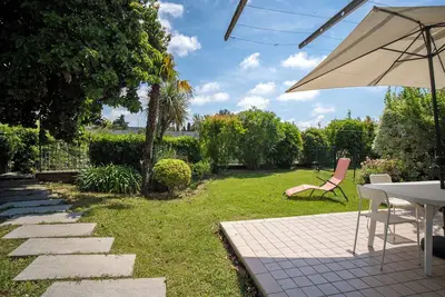 Image de Appartement \"Avocado\" avec piscine partagée, Wi-Fi et climatisation