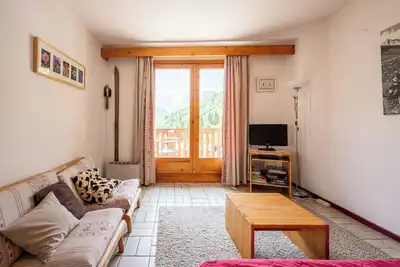 Image de Appartement 'Les Arolles N°G54' avec vue sur les montagnes, piscine privée et terrasse privée