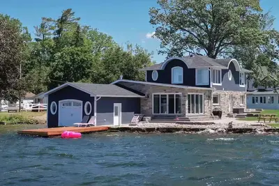 Image de Summer Lake Paradise | Unforgettable Sunset Views