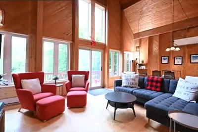 Image de Cozy and Modern Chalet