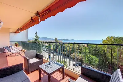 Image de L'Orée de la Lanterne by Interhome