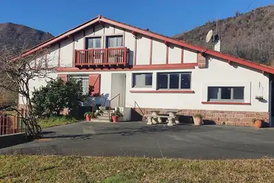 Image de Au Pays basque intérieur, maison aux pieds des montagnes et 30min de la mer