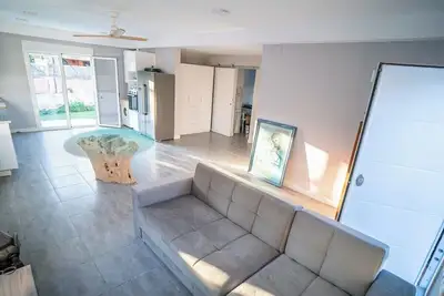 Image de Charming New Beachside House