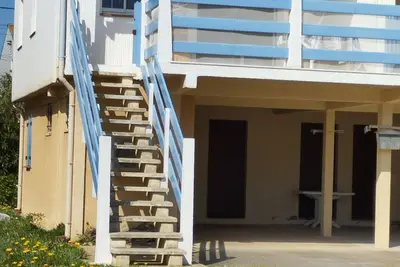 Image de Chalet - Gruissan plage, à 200 m de la mer, calme et reposant
