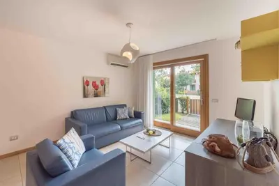 Superbe villa contemporaine à proximité du Golf Club