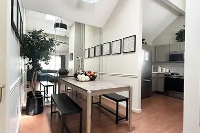 Image de Well-Equipped Flat Near Huntsville Work&Play Hubs