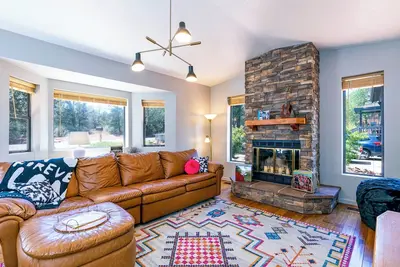 Image de West Sedona Remodeled Retreat with Turntable & Vinyl - Close to Trails, Shopping