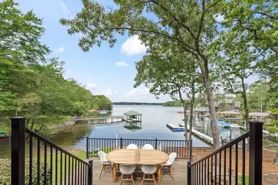 Image de New! Game Room, 3 Kings, Guest Suite, Lakefront