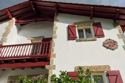 Image de Maison Haitzalde: Un havre de paix basque dans les Pyrénées