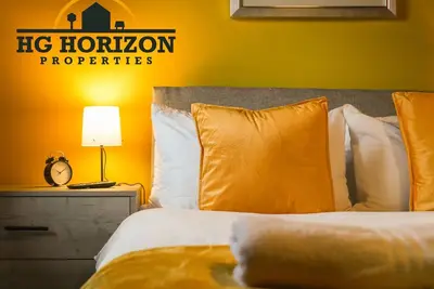 Image de Extended Stays Welcome| Sleeps 11 | Free Parking