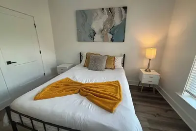 Image de Gated 2br in Greenville w/Vibes