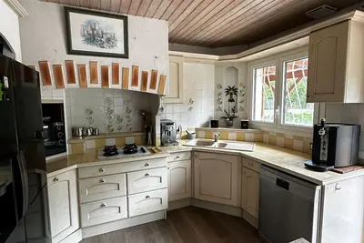Image de Maison avec piscine au bords du bassin d’Arcachon.